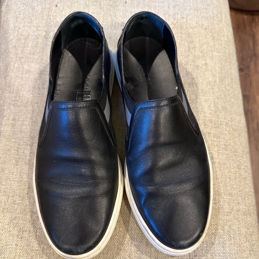 Gucci Women’s Leather Slip-On Loafer /Sneaker Size 8